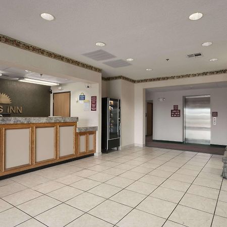 Days Inn By Wyndham Jefferson City Interior photo